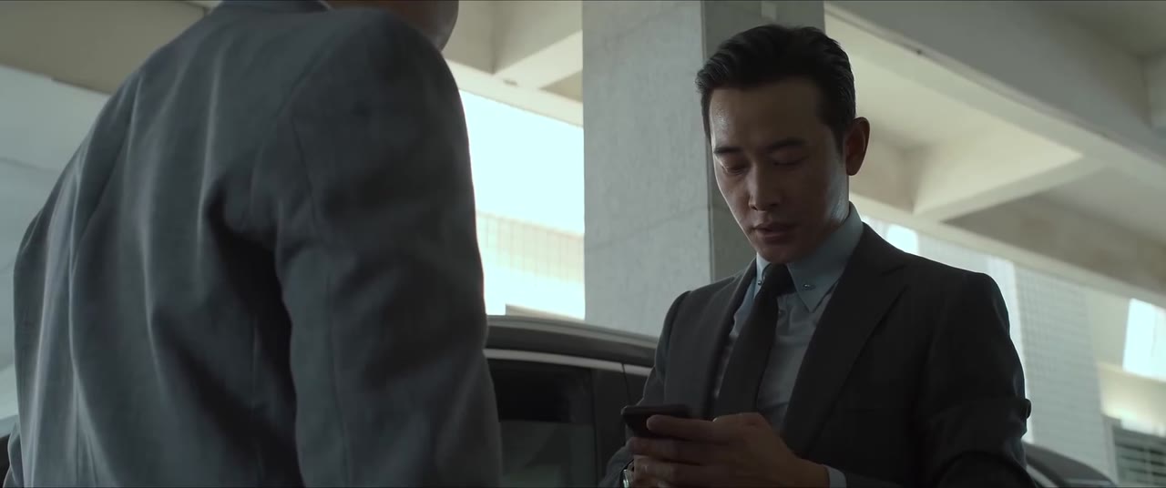 Bên Ngoài Tòa Án tập 7
