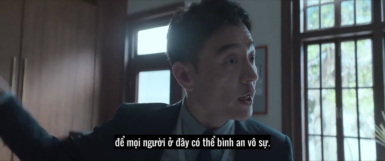 Bên Ngoài Tòa Án tập 12