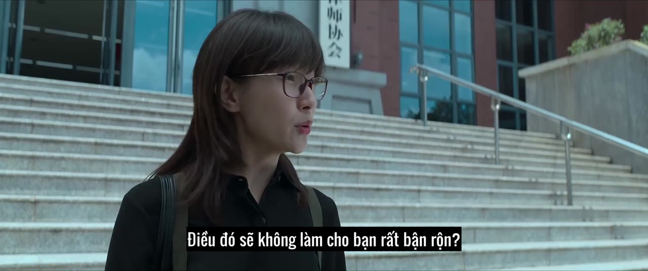 Bên Ngoài Tòa Án tập 19 cảnh 2