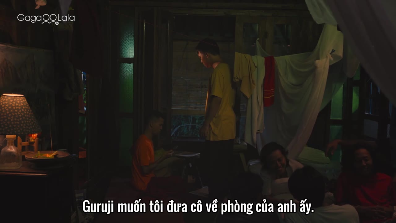 Nơi hoa sứ dại mọc - cảnh 3