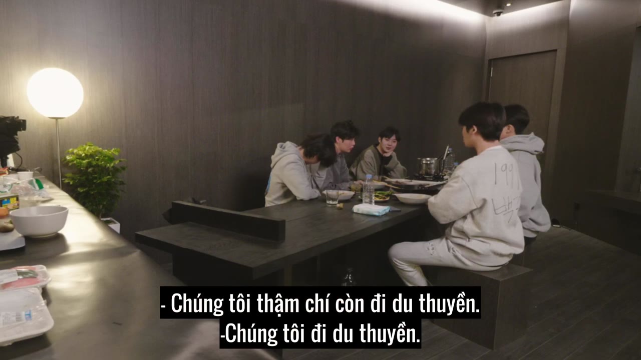 In the SOOP: Friendship Journey tập 4 cảnh 2