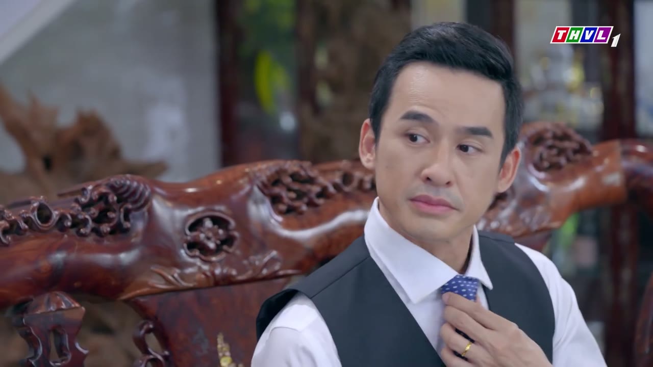 Bóng Ma Hạnh Phúc tập 1