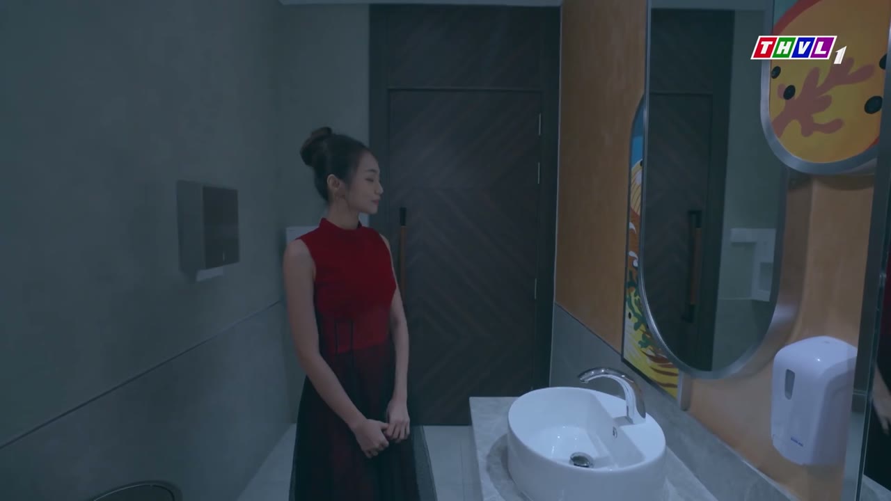 Bóng Ma Hạnh Phúc tập 5 cảnh 3
