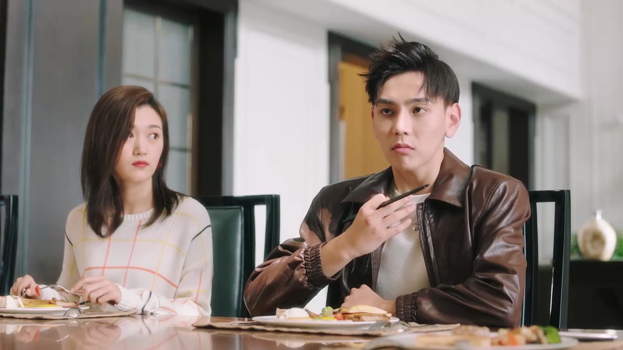 Long Nhật Nhất, Anh Chết Chắc (Phần 1) tập 10 cảnh 2