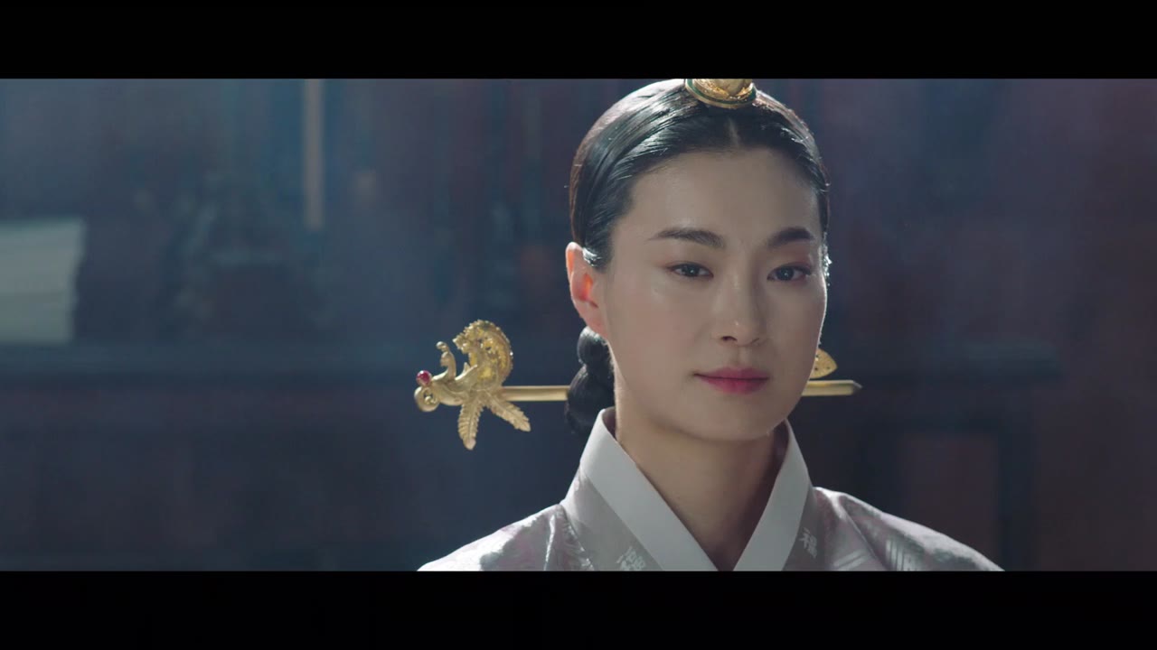 Dưới bóng trung điện tập 1