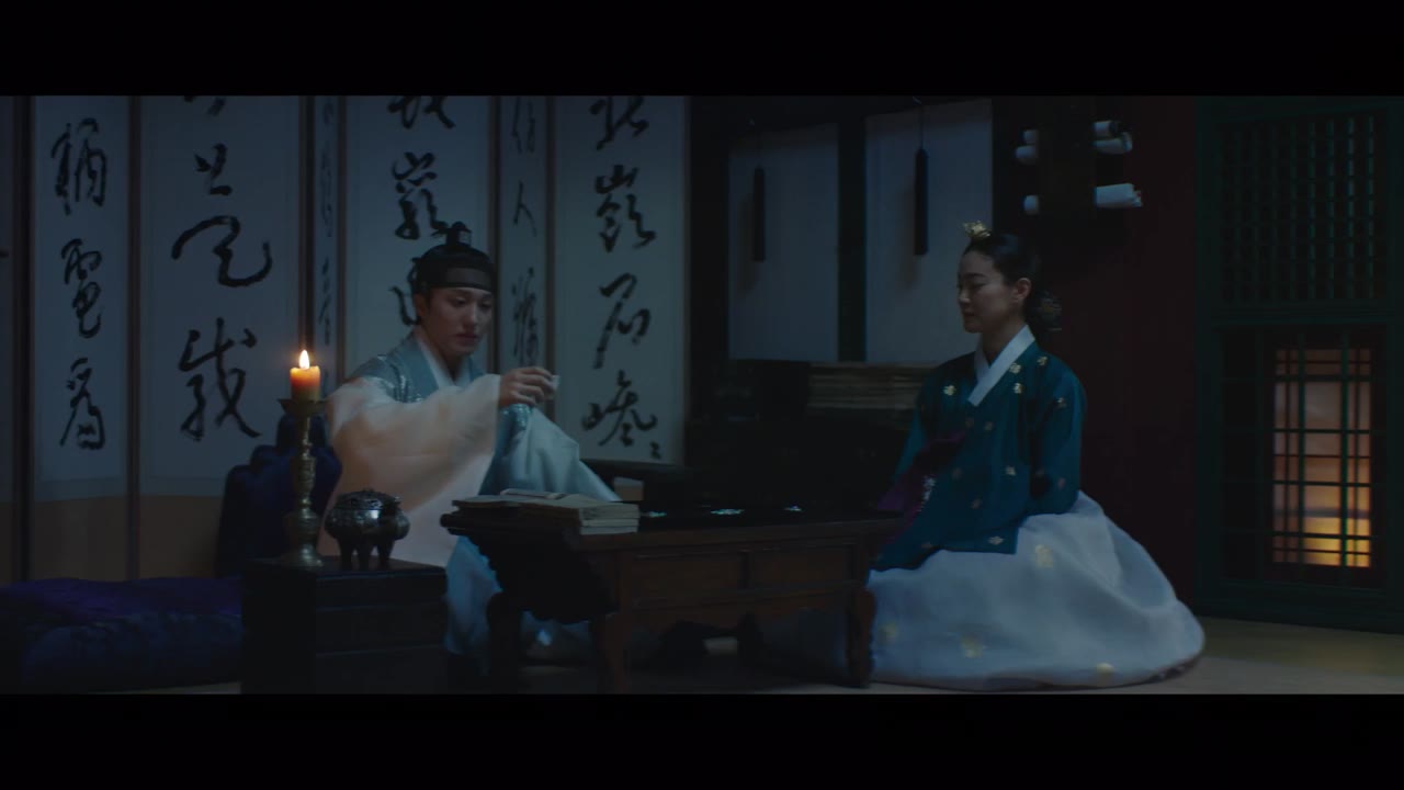 Dưới bóng trung điện tập 2
