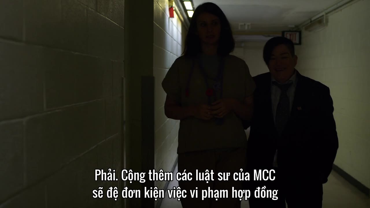 Trại Giam Kiểu Mỹ (Phần 5) tập 9 cảnh 2