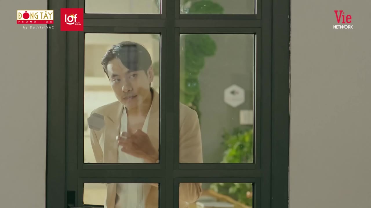 Tâm LOF - Lỡ Va Vào Nhau tập 9 cảnh 2