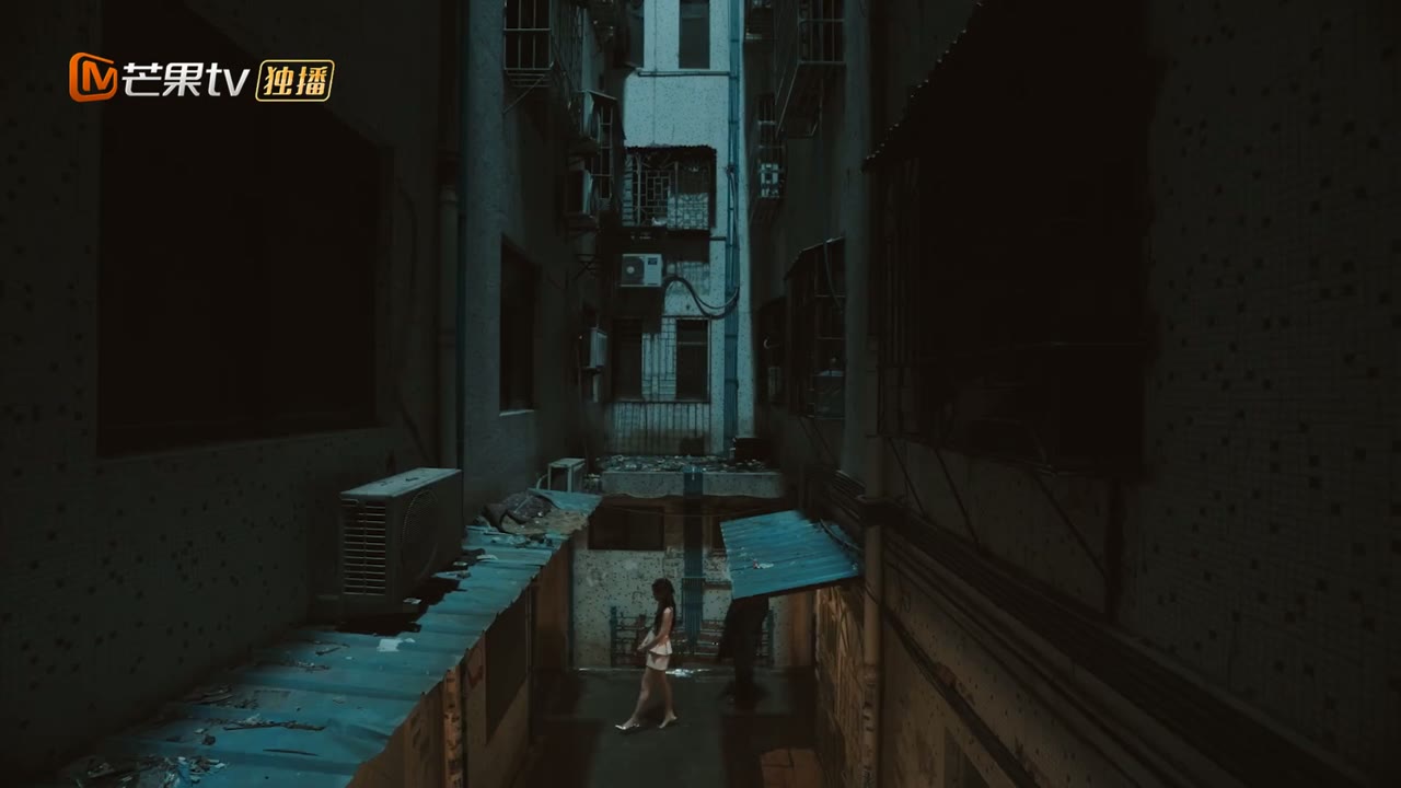 Hoa Hồng Rực Lửa tập 1 cảnh 2