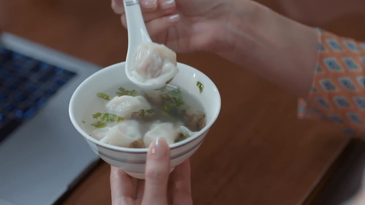 Ngã Rẽ Hôn Nhân tập 24 cảnh 3