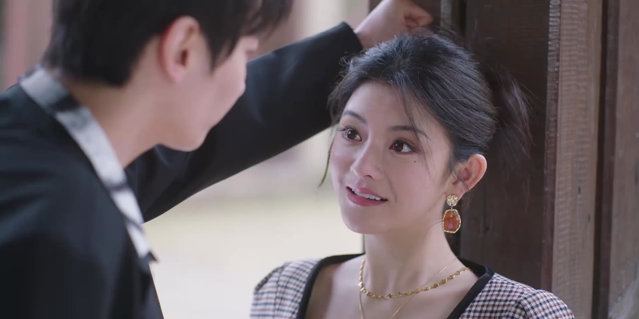 Lật Ngược Cuộc Đời tập 12