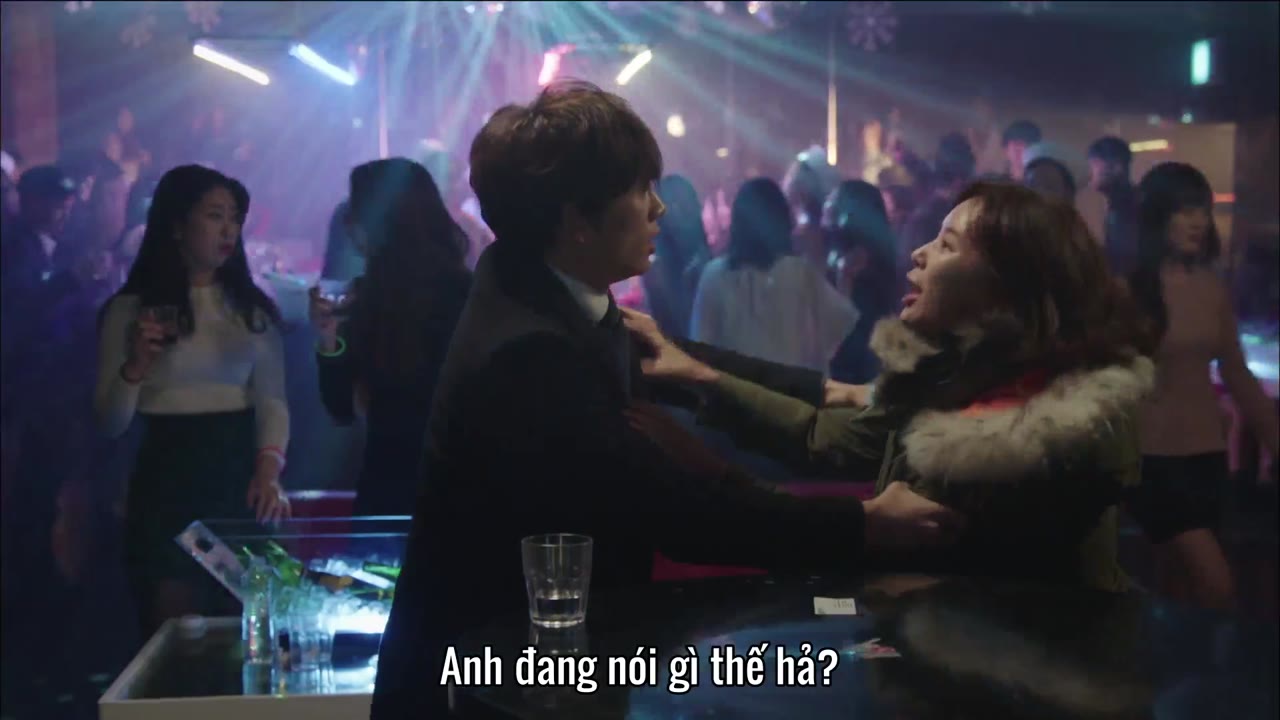 Tìm lại chính mình tập 1 cảnh 3