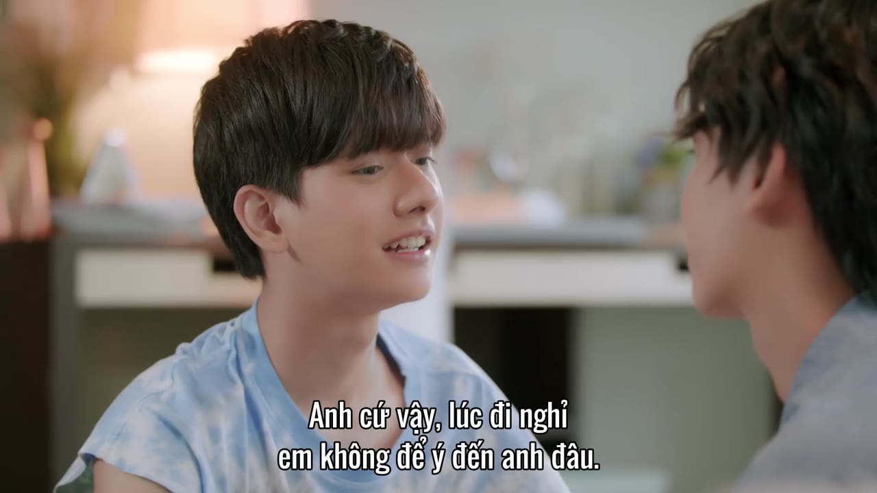 2 Moons The Ambassador tập 1 cảnh 2