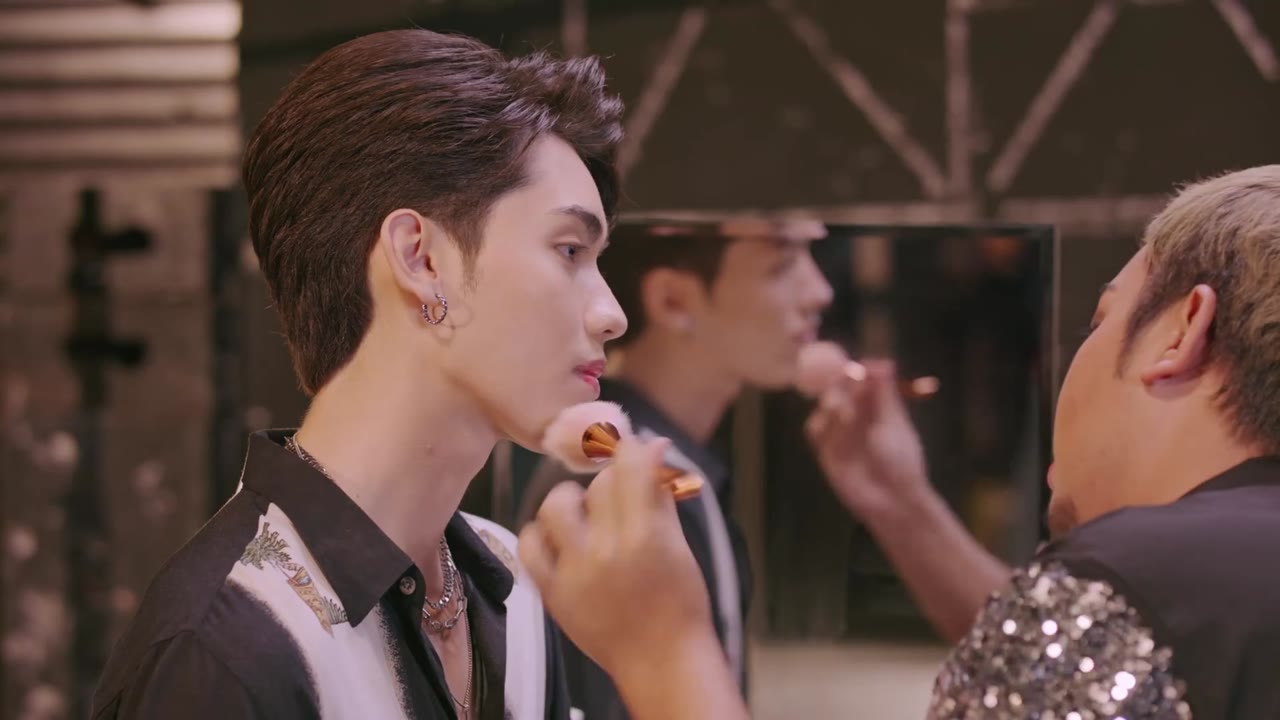 2 Moons The Ambassador tập 10 cảnh 3