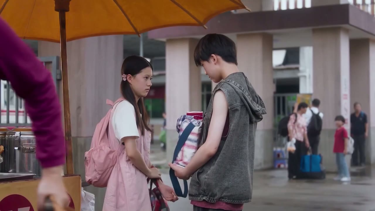 Chó Hoang Và Xương - cảnh 2