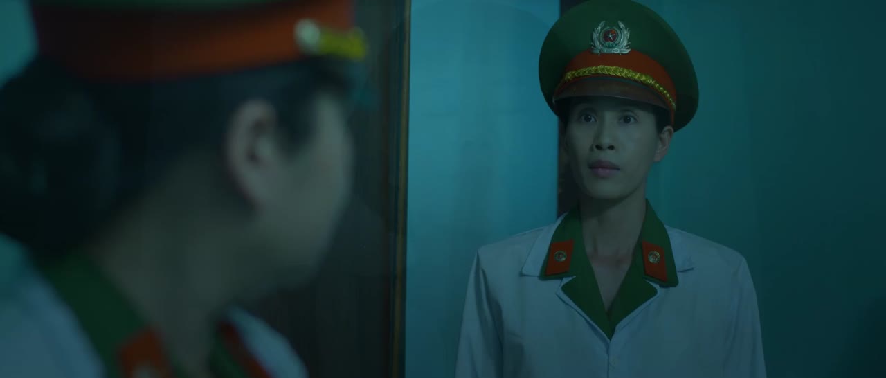 Bông Hồng Lửa tập 5 cảnh 3
