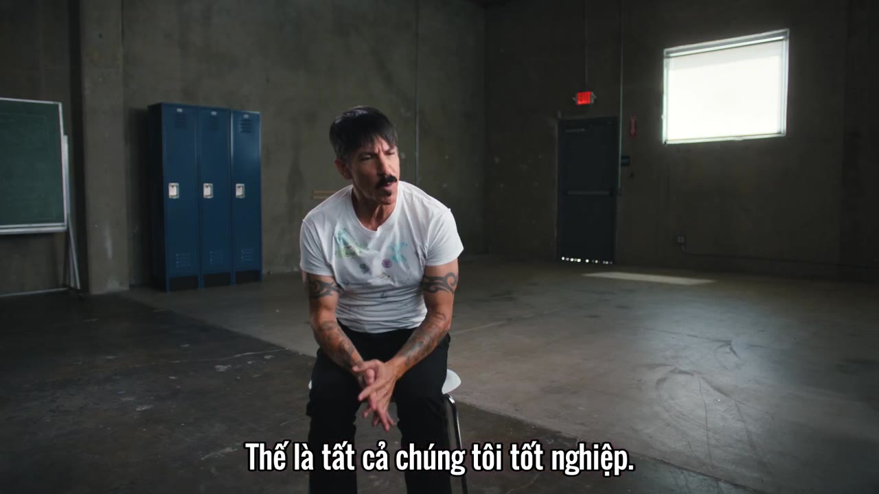 Sự trỗi dậy của Red Hot Chili Peppers: Người anh em, Hillel - cảnh 1