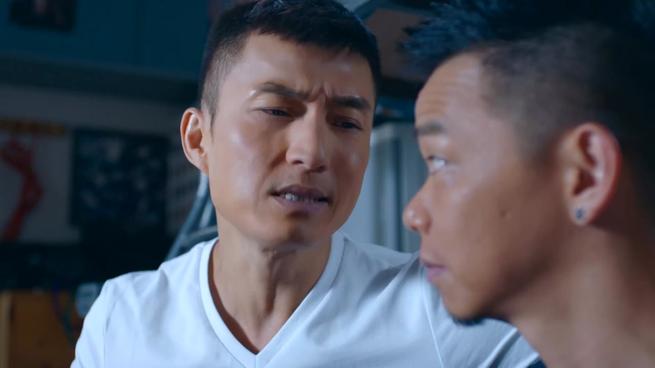 Sứ Giả Siêu Năng tập 8 cảnh 2