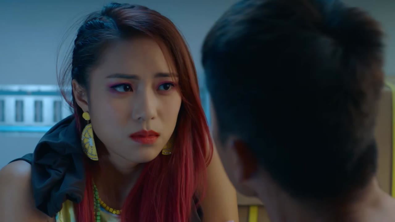 Sứ Giả Siêu Năng tập 18 cảnh 2