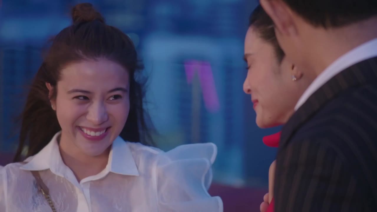 Miễn Bầu Trời Còn Có Mặt Trời tập 1 cảnh 3
