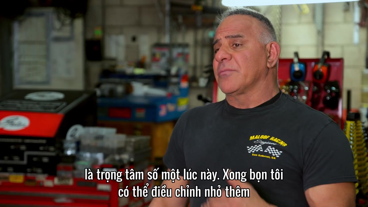 Tiệm cơ khí Maloof tập 4