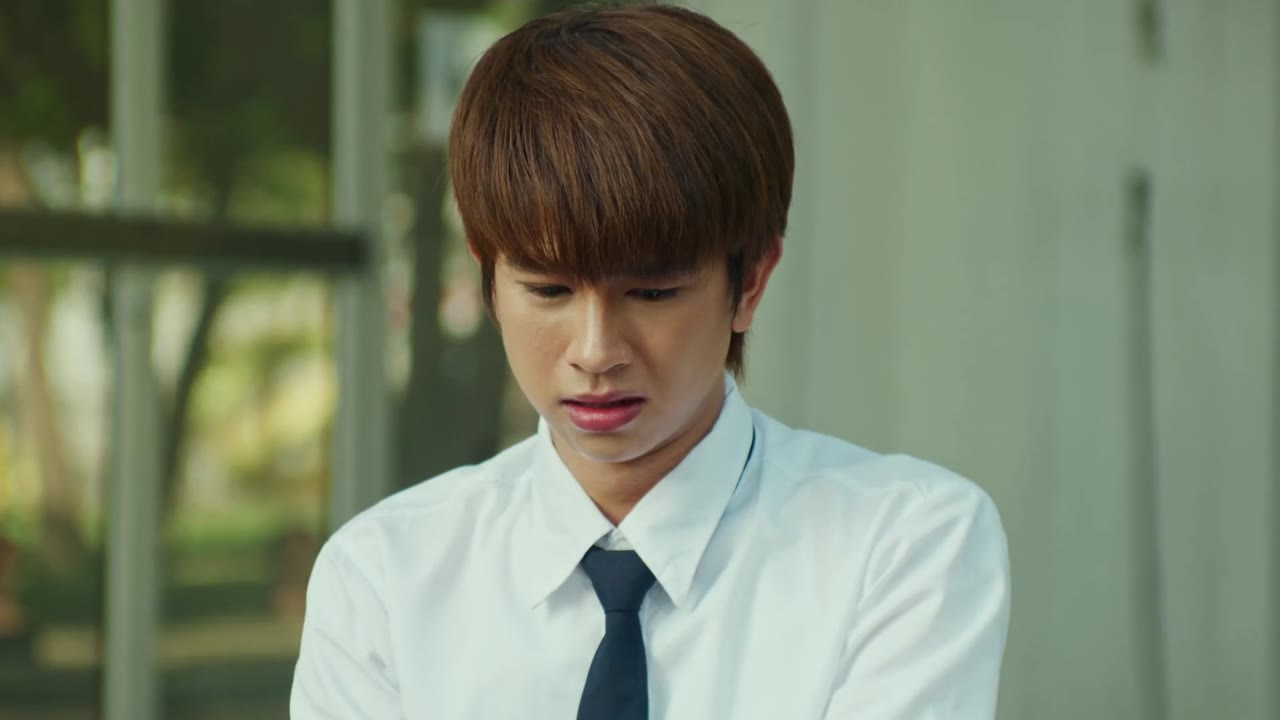 Dây Dầu Gai (Between Us) tập 1 cảnh 2