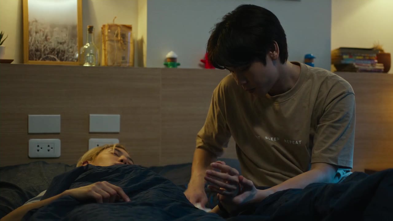 Dây Dầu Gai (Between Us) tập 10