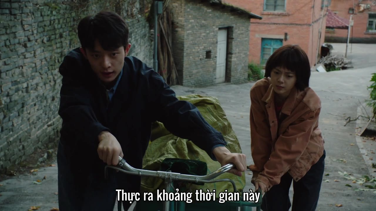 Những Năm Tháng Tuổi Trẻ Không Thể Quay Trở Lại tập 7 cảnh 3