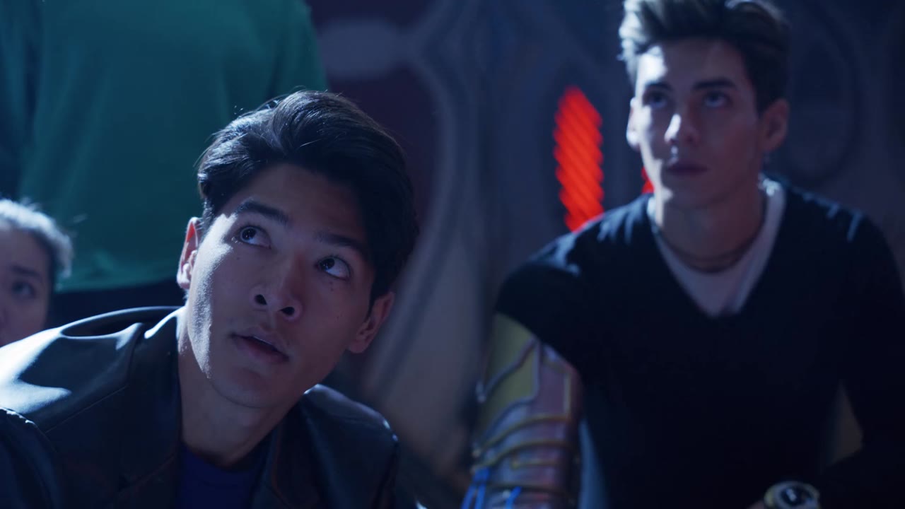 Power Rangers: Vũ Trụ Cuồng Nộ tập 9 cảnh 2
