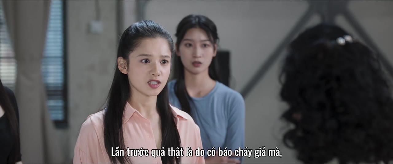 Anh Ấy Bước Ra Từ Ánh Lửa tập 3