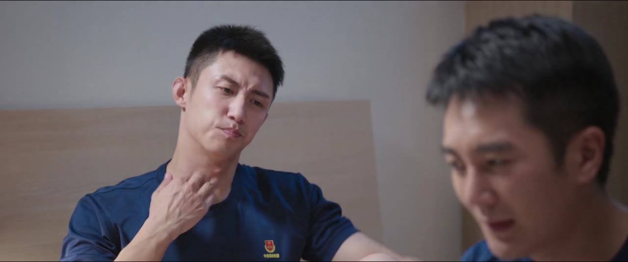 Anh Ấy Bước Ra Từ Ánh Lửa tập 13