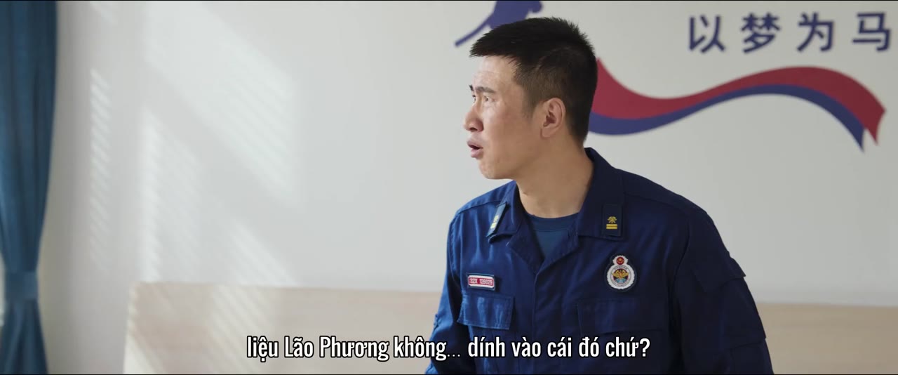 Anh Ấy Bước Ra Từ Ánh Lửa tập 28 cảnh 2