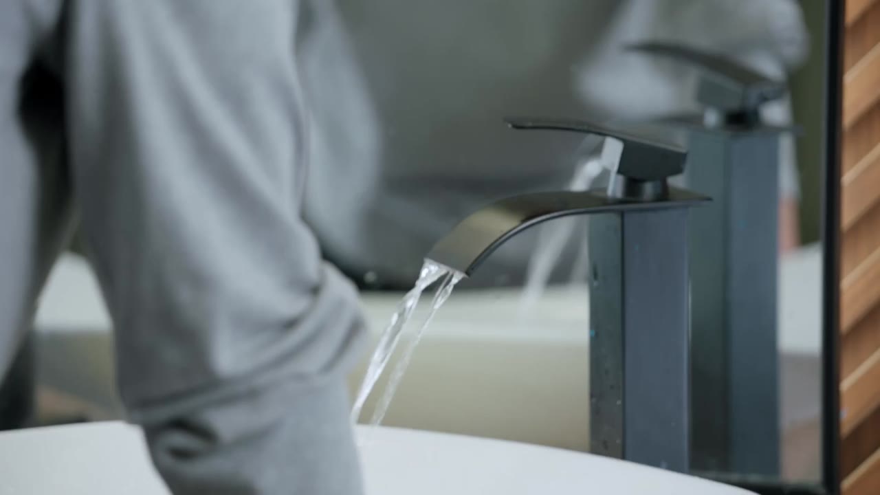 Lời Nói Dối Không Thể Cưỡng Lại tập 7