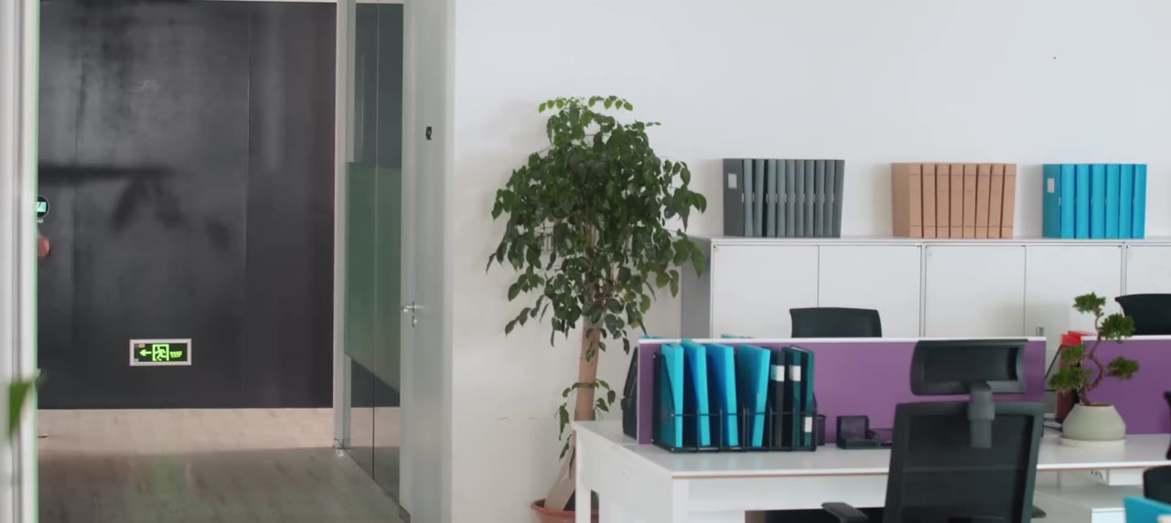 Người Yêu Một Nửa Thân Thuộc Của Tôi tập 2 cảnh 2