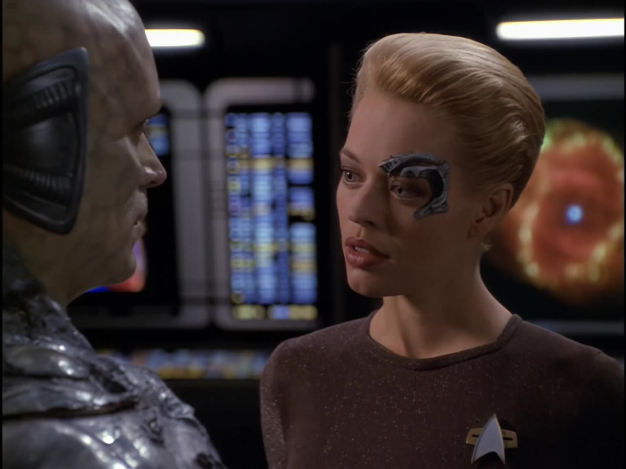 Star Trek: Voyager (Phần 5) tập 2 cảnh 3