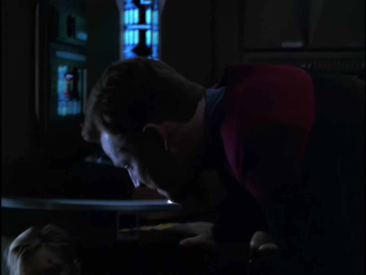 Star Trek: Voyager (Phần 5) tập 5 cảnh 3