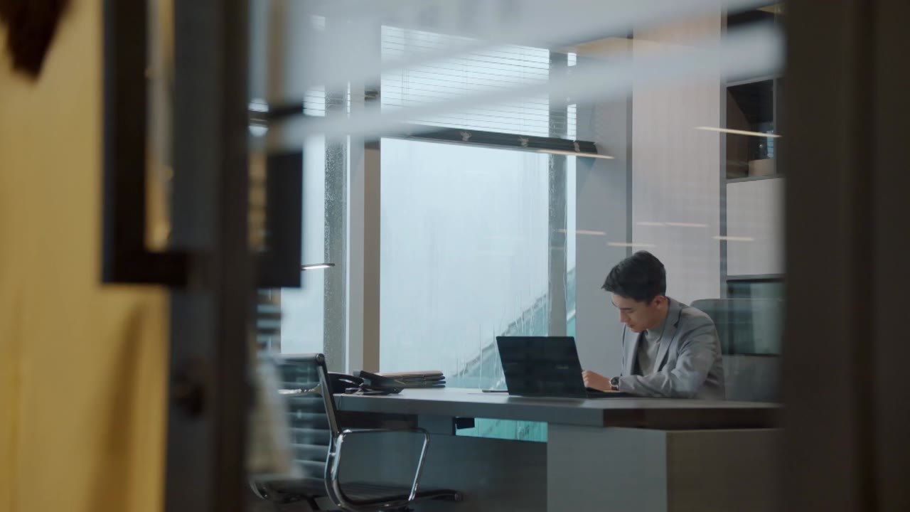 Hãy Gọi Tôi Là Tổng Giám Đốc tập 9