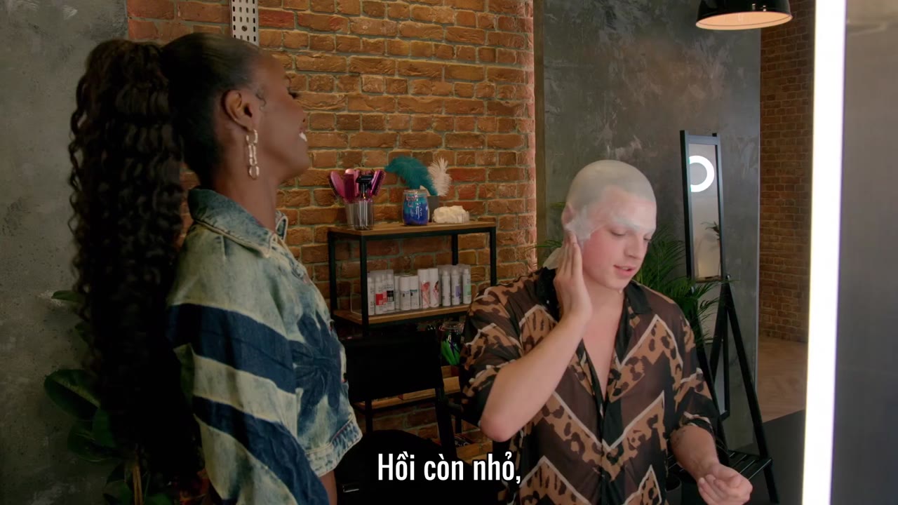 Phù thủy trang điểm tập 1 cảnh 2