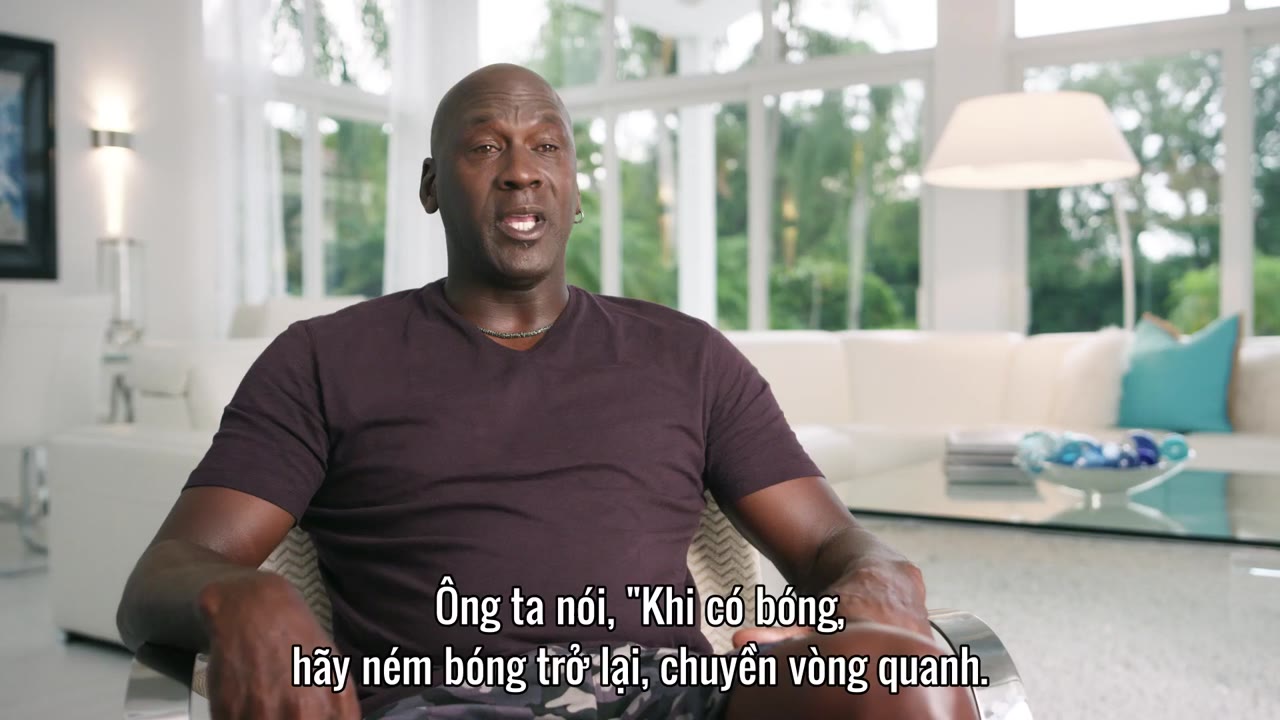 Michael Jordan: Mùa giải cuối cùng tập 1 cảnh 2