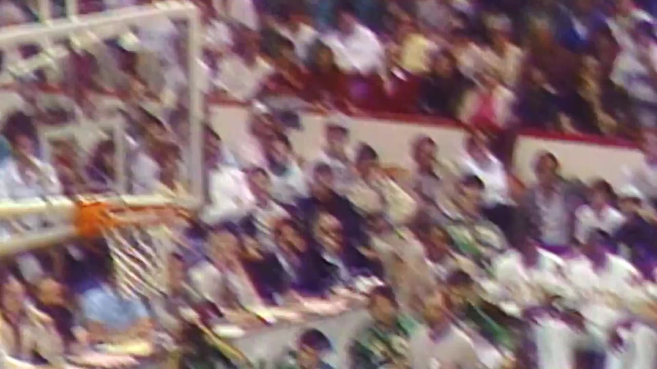 Michael Jordan: Mùa giải cuối cùng tập 2 cảnh 3