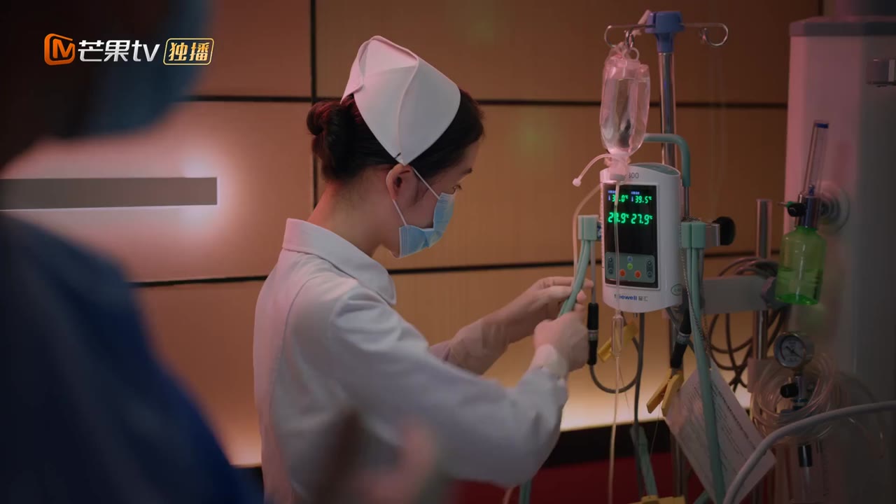 Lâu Đài Màu Trắng tập 23 cảnh 2