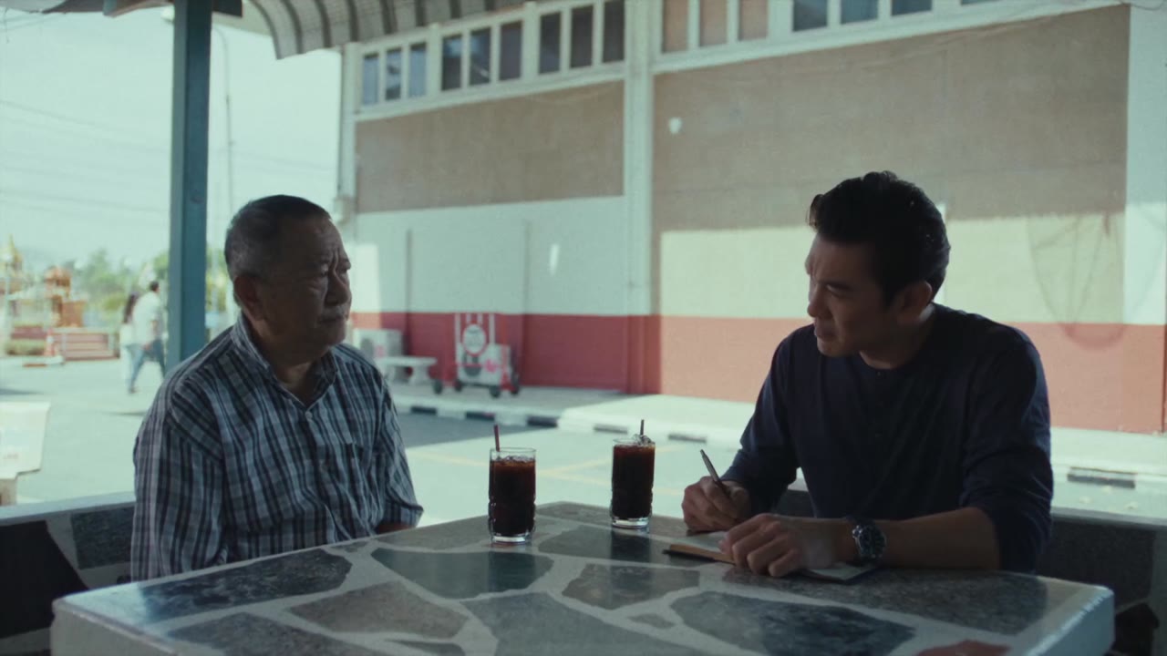 23:23 tập 10 cảnh 2