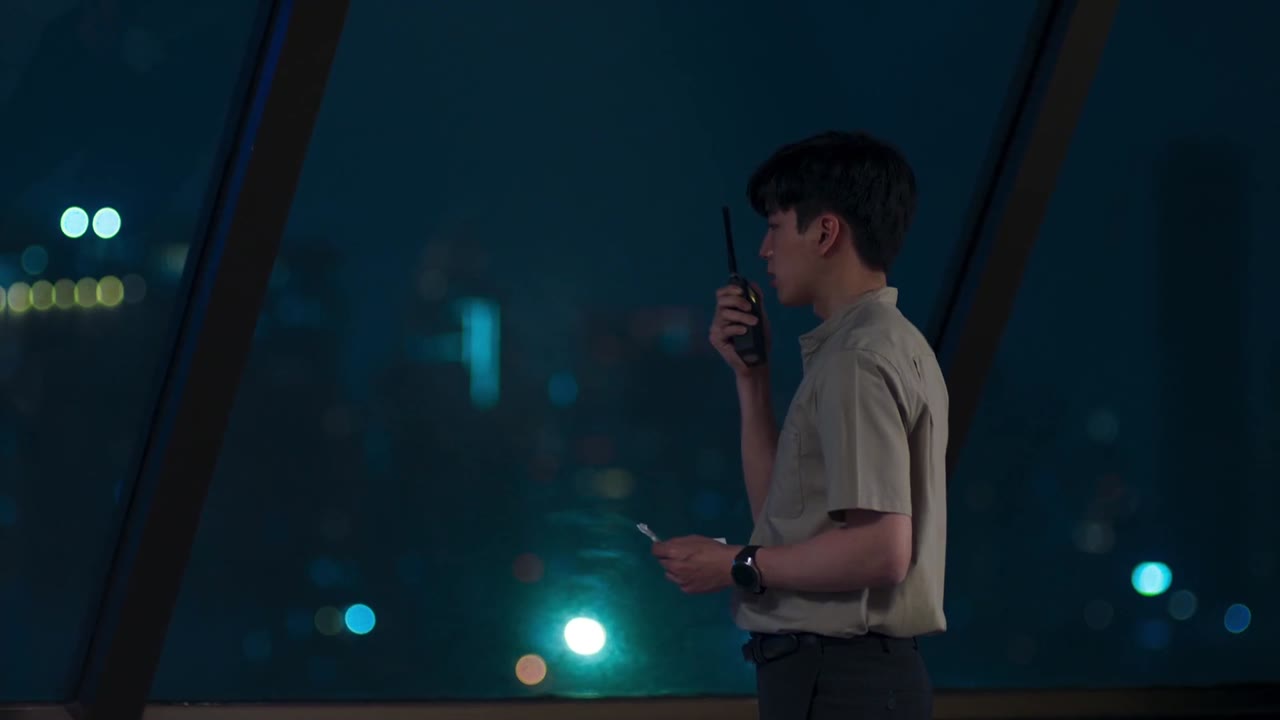 23:23 tập 12 cảnh 3