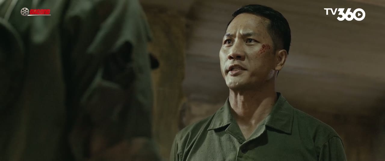 Mưa Đỏ tập 1 cảnh 3
