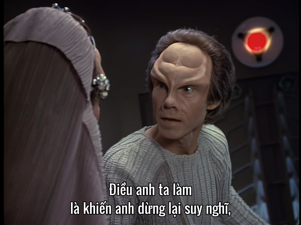 Star Trek: Voyager (Phần 1) tập 9 cảnh 2