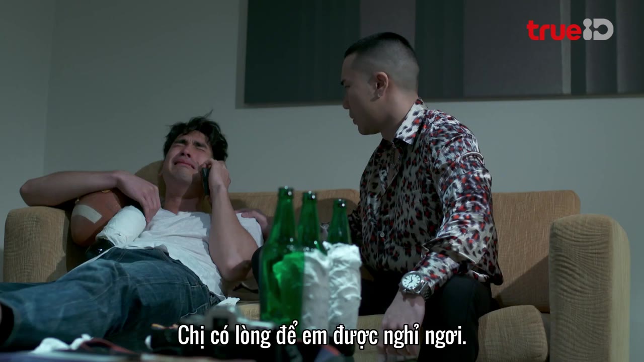 Bùa Yêu Trong Vũng Ngò Ôm tập 11 cảnh 3