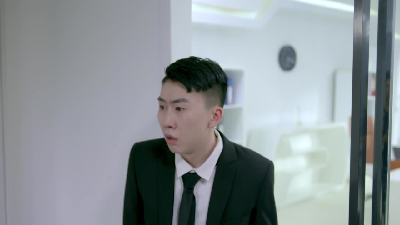 Em Là Bất Ngờ Của Riêng Anh tập 4 cảnh 3