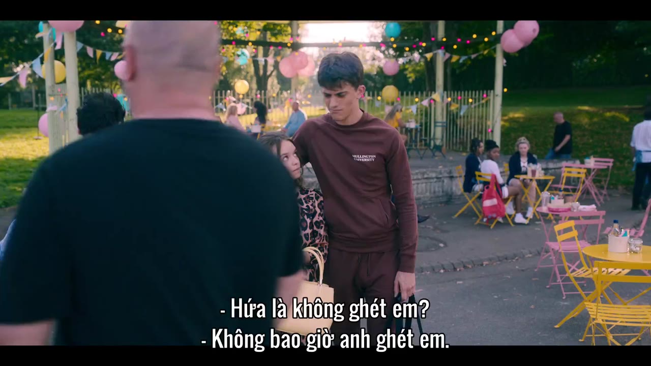 Đáng kiếp: Đội cổ vũ nổi loạn tập 8 cảnh 2