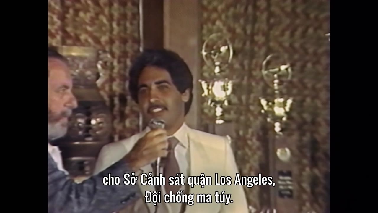 Cao bồi cocaine: Trùm ma túy Miami tập 1 cảnh 3