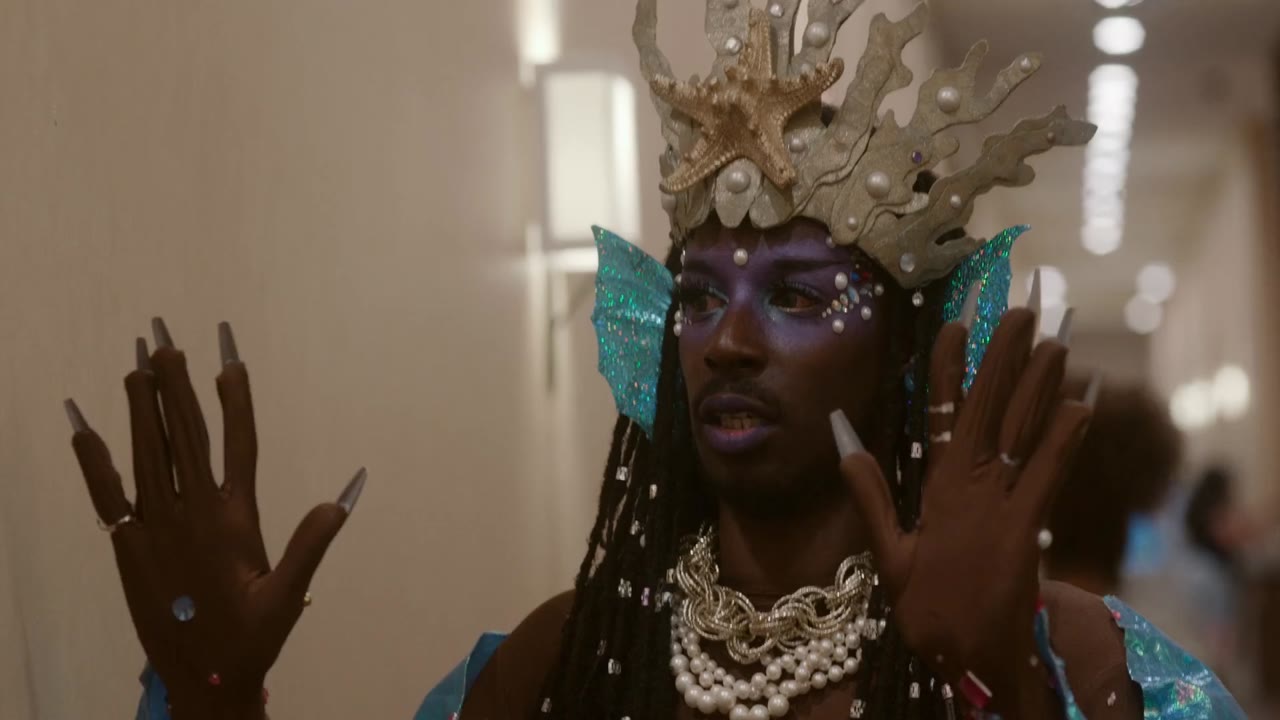 MerPeople: Nghề nhân ngư tập 3 cảnh 3
